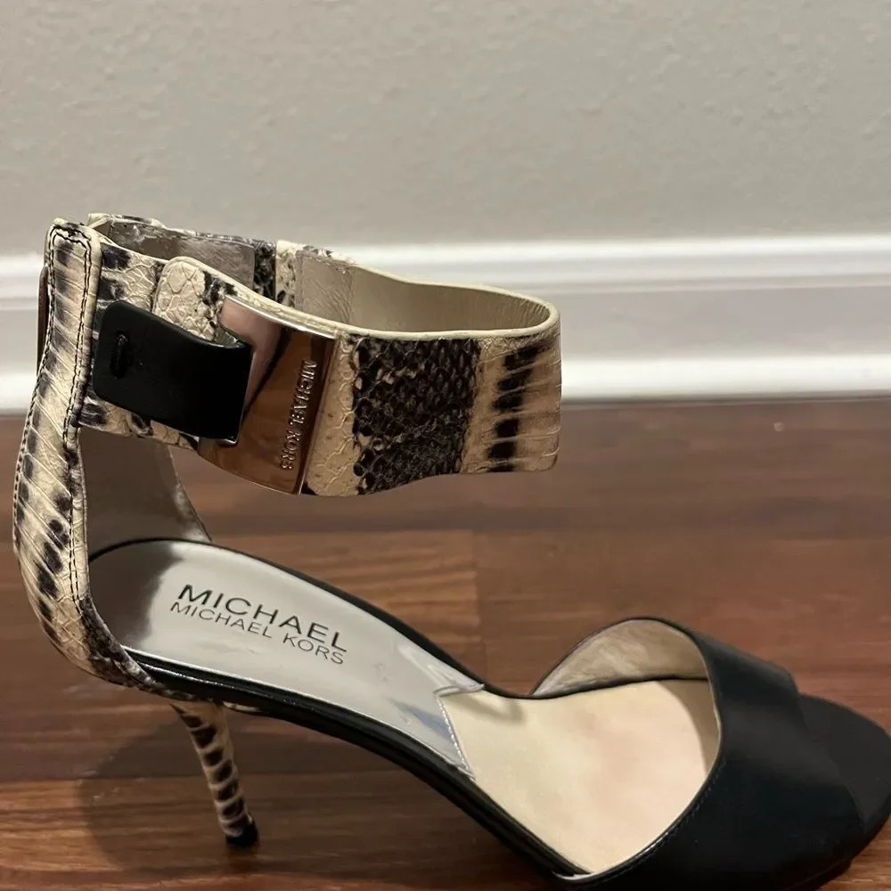 Michael Kors Black Peep Toe Snakeskin Ankle Cuff and Heel Size 8M - Picture 5 of 14